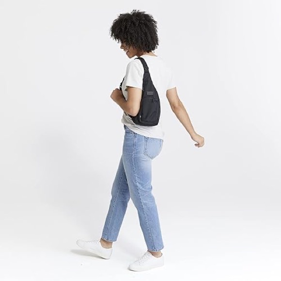 Vera Bradley Reactive Mini Sling Backpack ROSE FOLIAGE - Picture 8 of 14